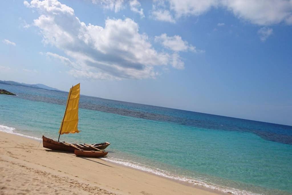 Beach Side Hotel Yamoriyanonikai Наго Екстериор снимка
